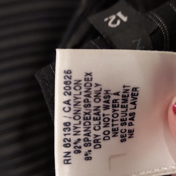 Guess Collections Black with Gray Pinstripe Wide Leg Pants Size 12 - Picture 9 of 9